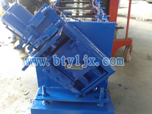 地槽機壓型設(shè)備