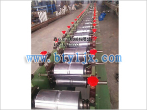 全自動(dòng)保溫卷簾門