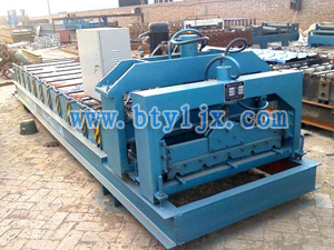 25-210-840琉璃瓦成型機(jī)