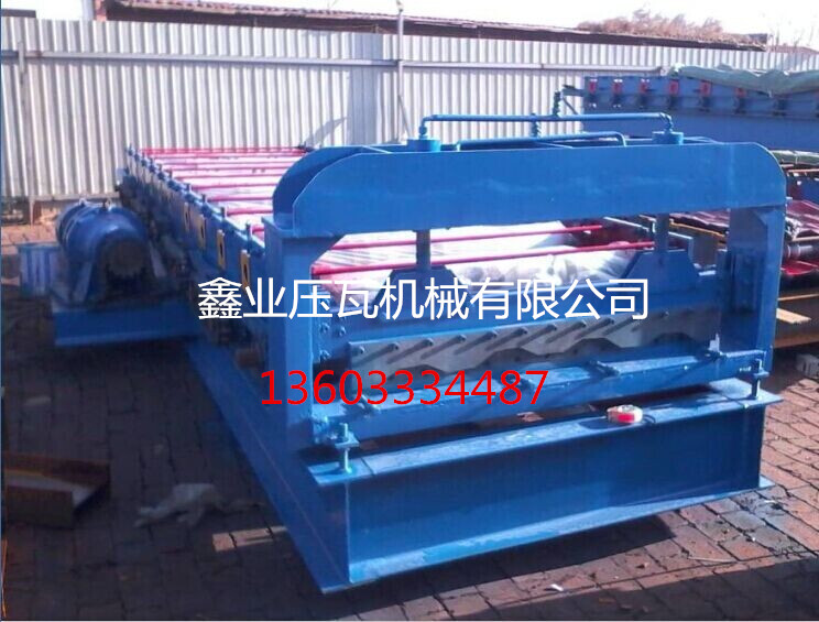 集裝箱板機—側(cè)板機